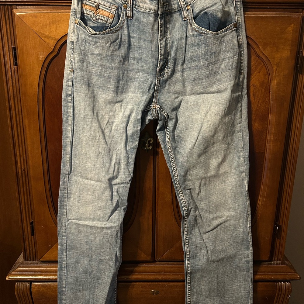 Cody James Blue Straight Jeans with Modern Cut and Natural Fading